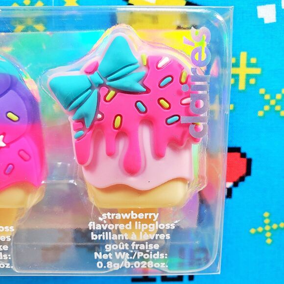 Claires Ice Cream Cone Pucker Pops Lip Gloss Vanilla Cupcake and Strawberry Set - Picture 7 of 7